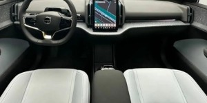 国产沃尔沃EX30实车曝光 定位纯电动小型SUV