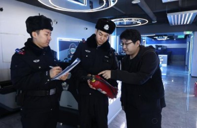 冰城公安：念好“三字诀”  让“九小场所”平安满格